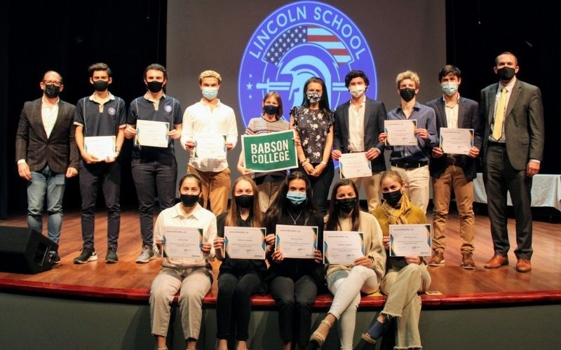 Babson College gives certificates to Trojans for Entrepreneurship Initiatives 