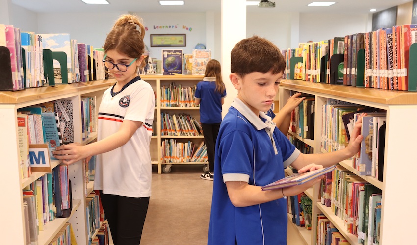 Lincon School - Biblioteca