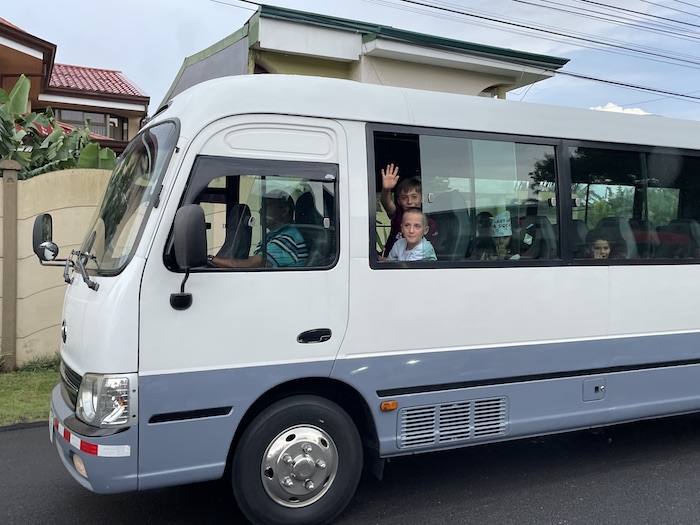 Lincon School - Servicio de Transporte estudiantil